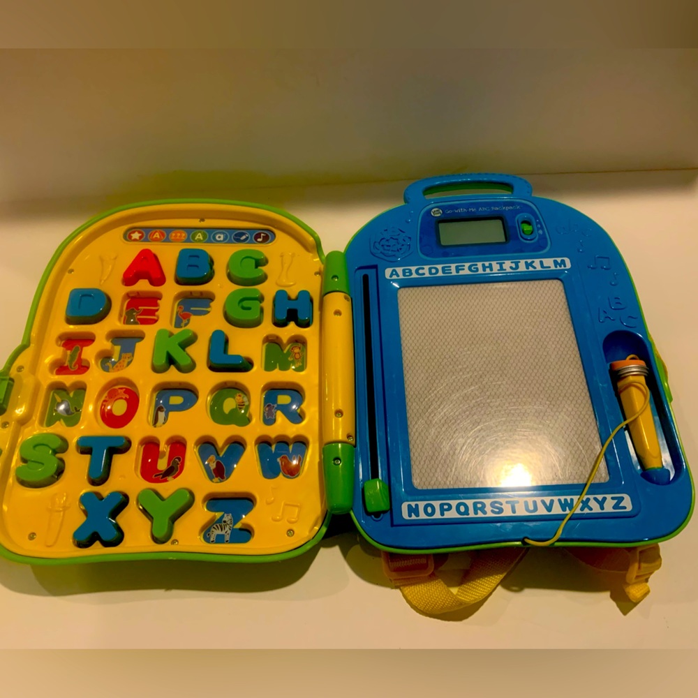 LeapFrog Go With Me ABC Backpack Leap Frog 3+ Learning Toy Game Read Spell Play